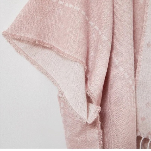 Gentle Fawn Hermosa Kimono - Picture 5 of 8